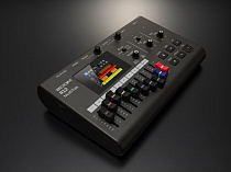8-трековый рекордер-портастудия Zoom R12 - 3